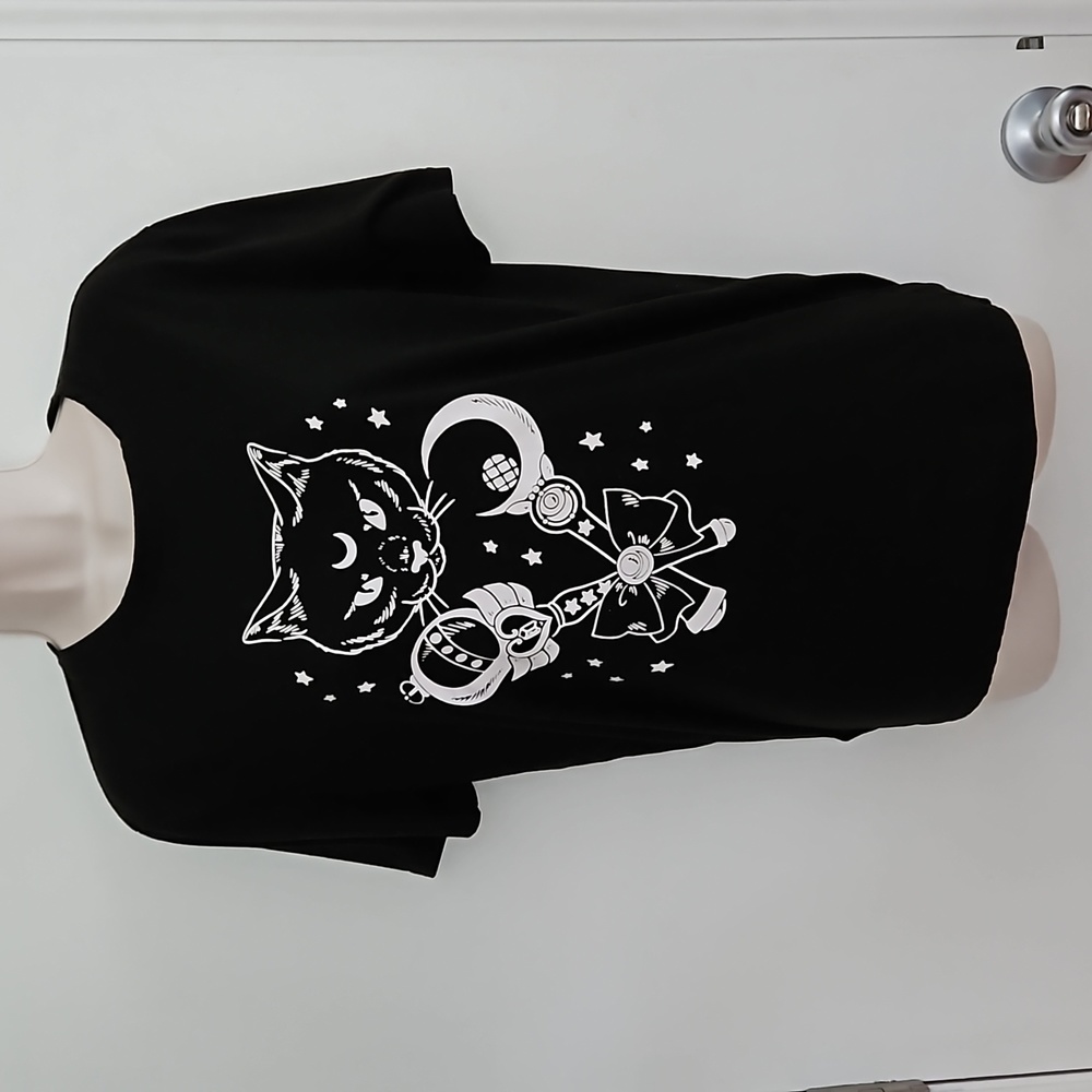 Sailor Meow Cat Moon Shirt Size M